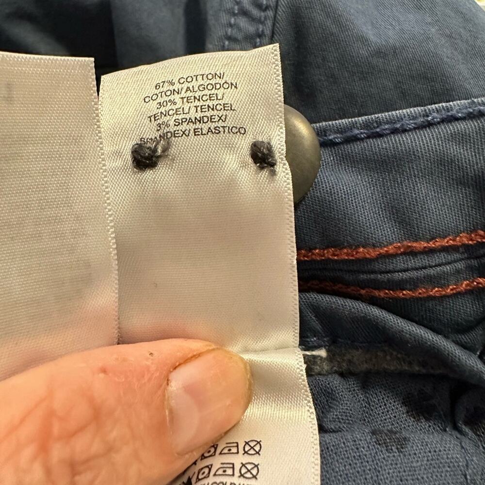 Lucky Brand Flat Front Mens Chino Shorts Blue Size 31 - Picture 3 of 8